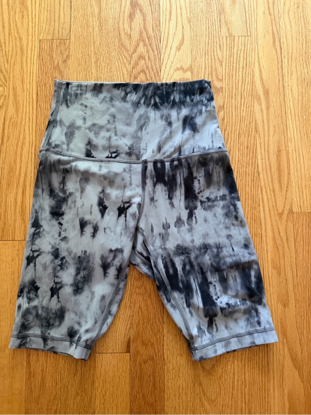 lululemon athletica Gray and Black Tie-Dye High-Rise Bike Shorts